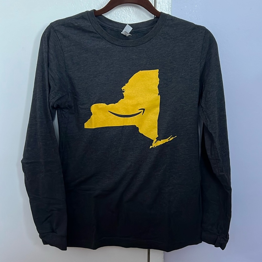 Amazon New York Long Sleeve